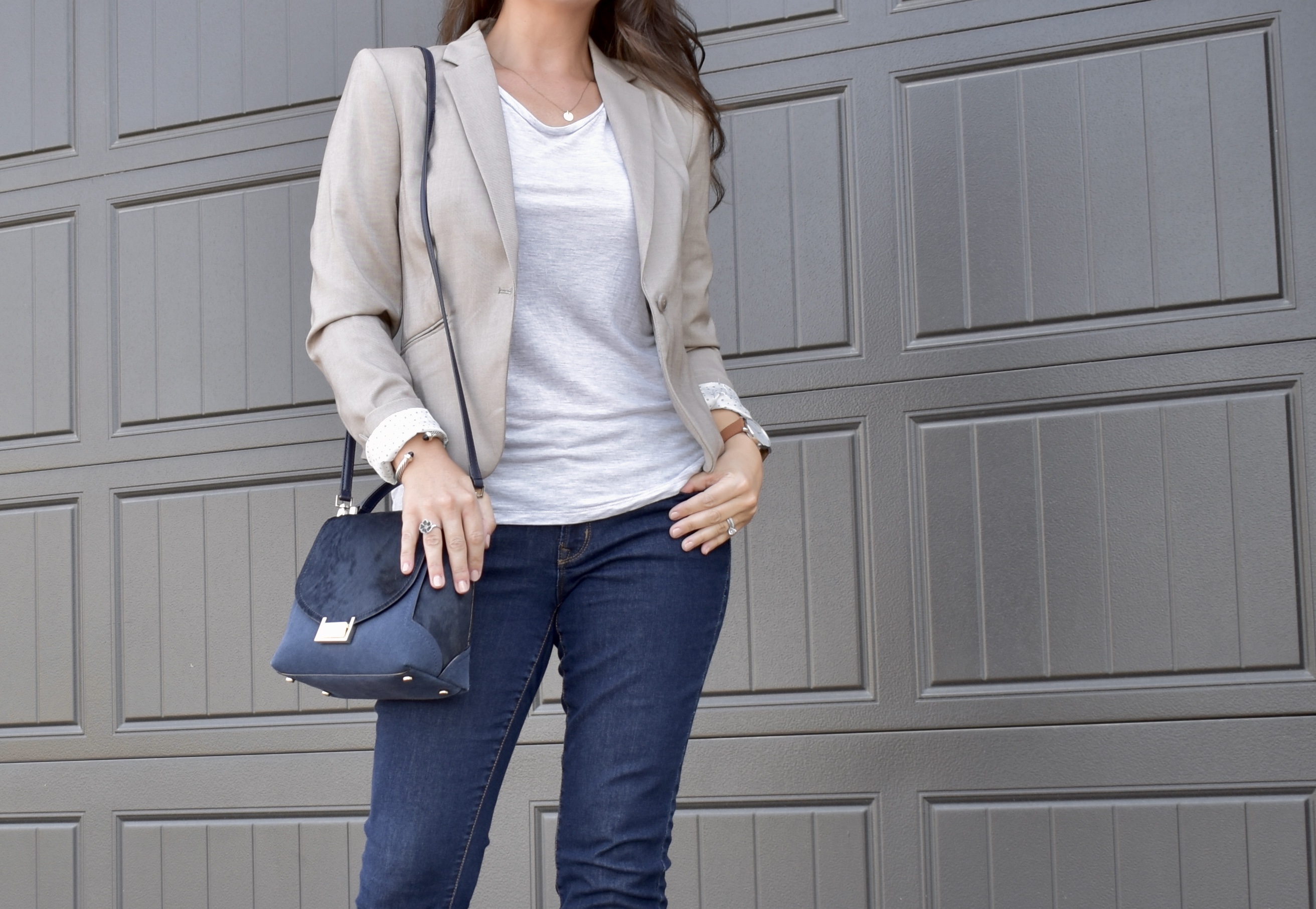 Cathedrals and Cafes Blog | Office Style: Business Casual Meets Chic | workwear, office style, blazer, jeans, structured bag